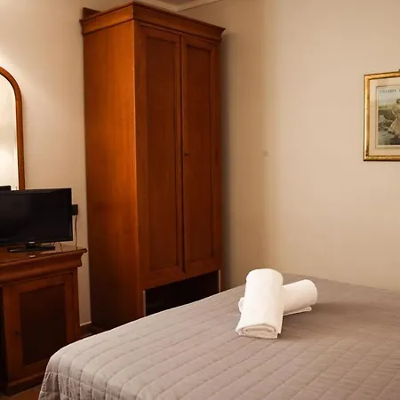 Bagno Santo Residence Отель Сатурния